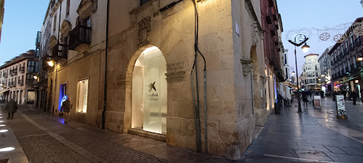 banco Caixabank Store Premier